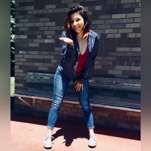 Meet your Posher, Angela